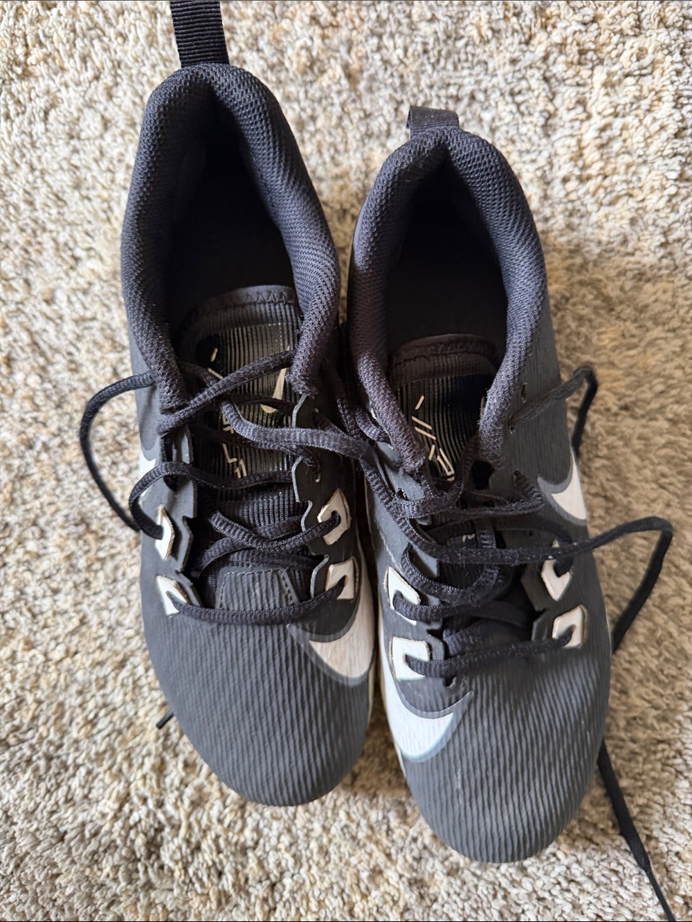 Nike Men’s Black and White Athletic Shoes
